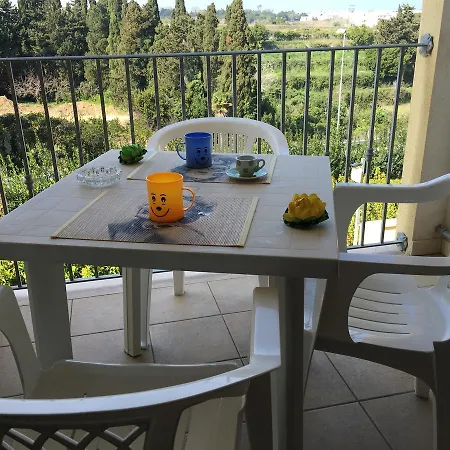 Holiday Homes Hotel apartamentowy *
