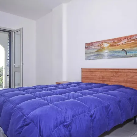 Holiday Homes Hotel apartamentowy Otranto